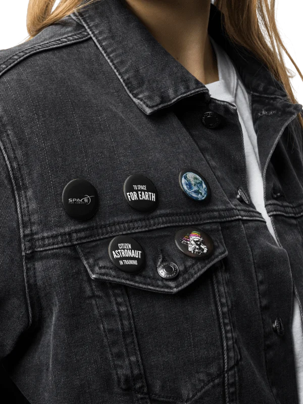 Space 4 Humanity Pin Set product image (6)