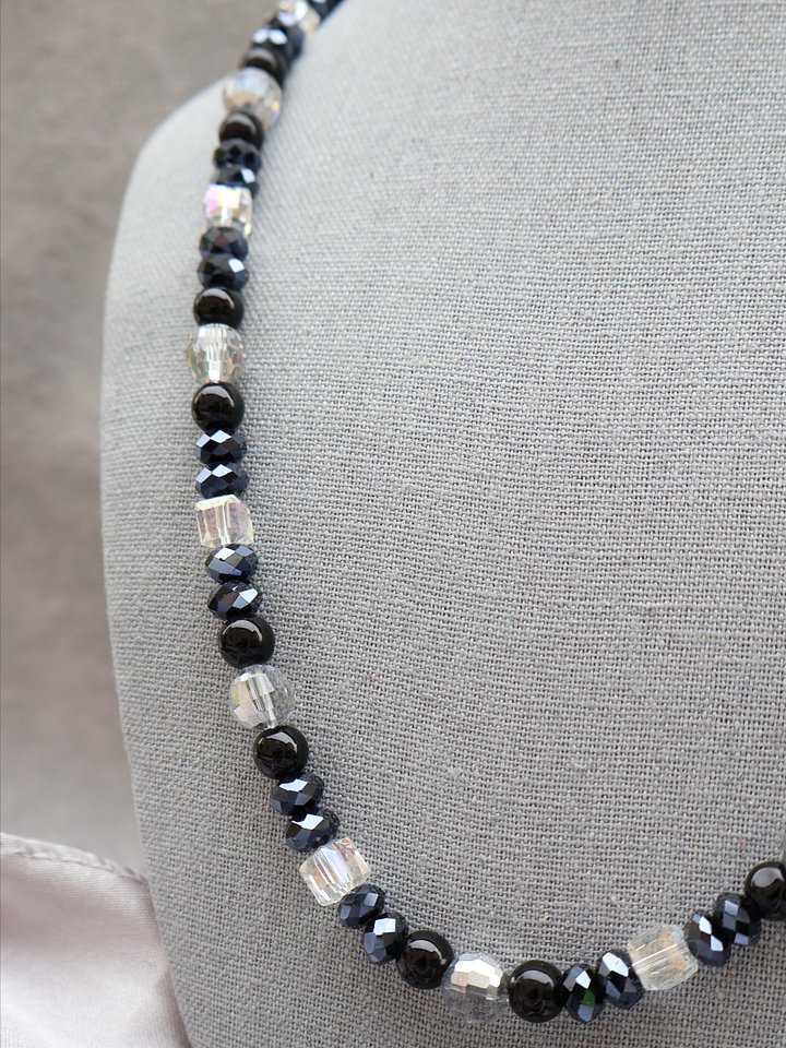 Dark and Light Crystal Necklace product image (2)