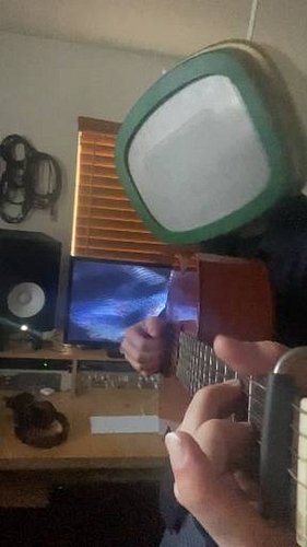 liking this guitar POV