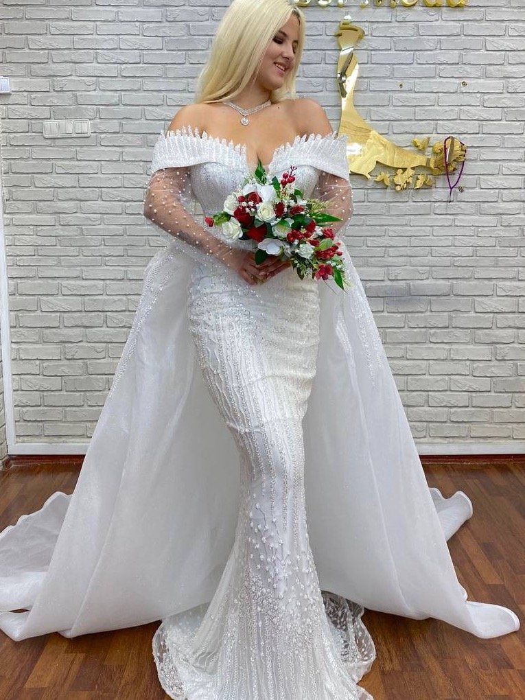 Wedding dress product image (1)