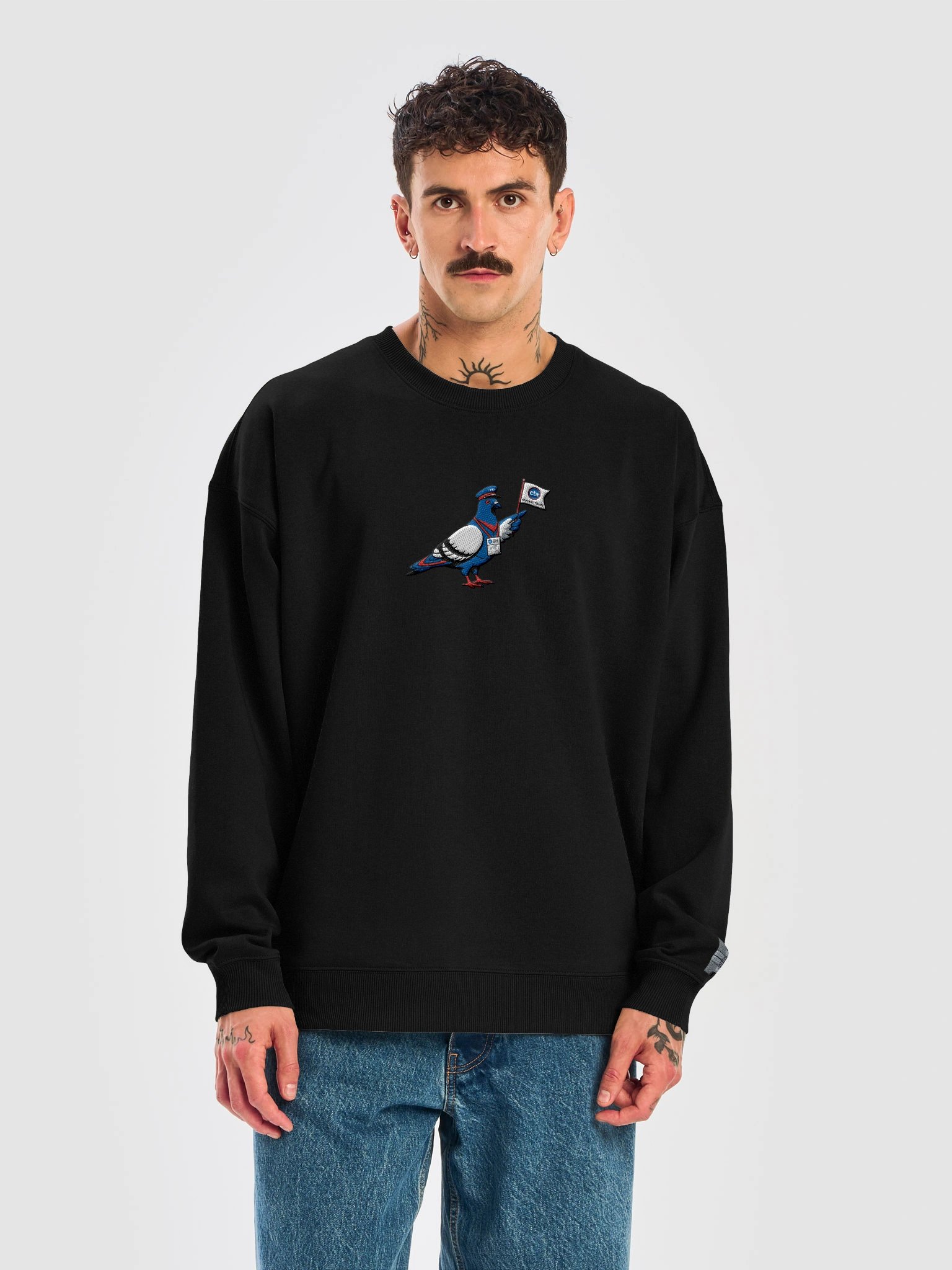 Arrive Chicago Sweatshirt product image (5)