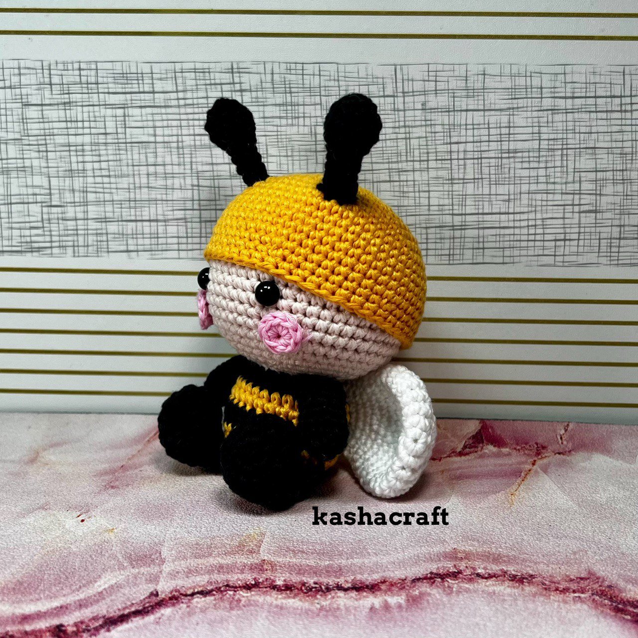 Bob The Bee Amigurumi Crochet Doll Written Pattern Instruction product image (6)