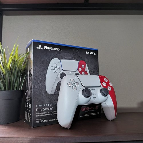 God of war 20th Anniversary Edition Controller. 

#godofwar #20thanniversary #dualsense #godofwar20thanniversary