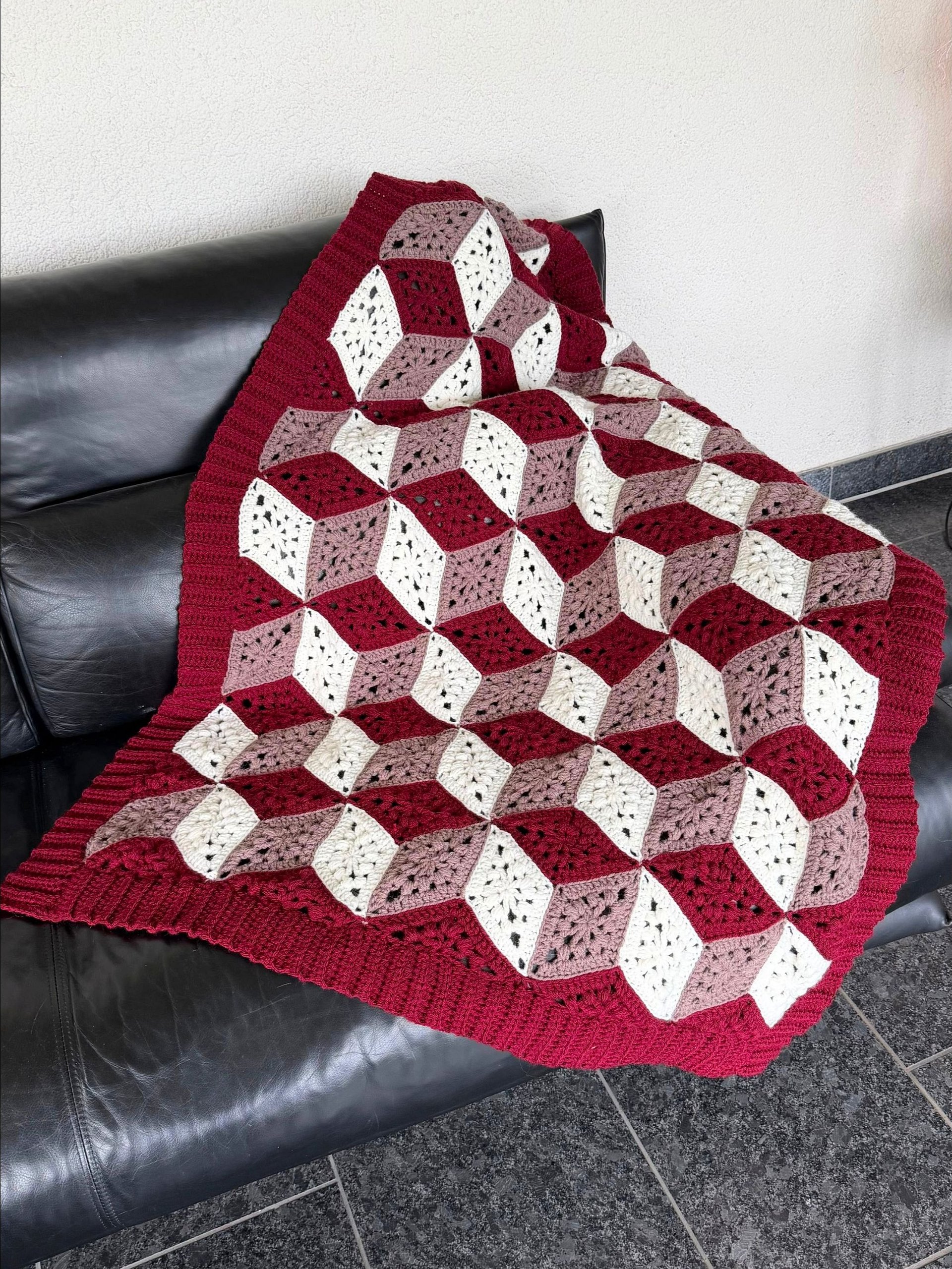 3D Cube Throw DK product image (4)