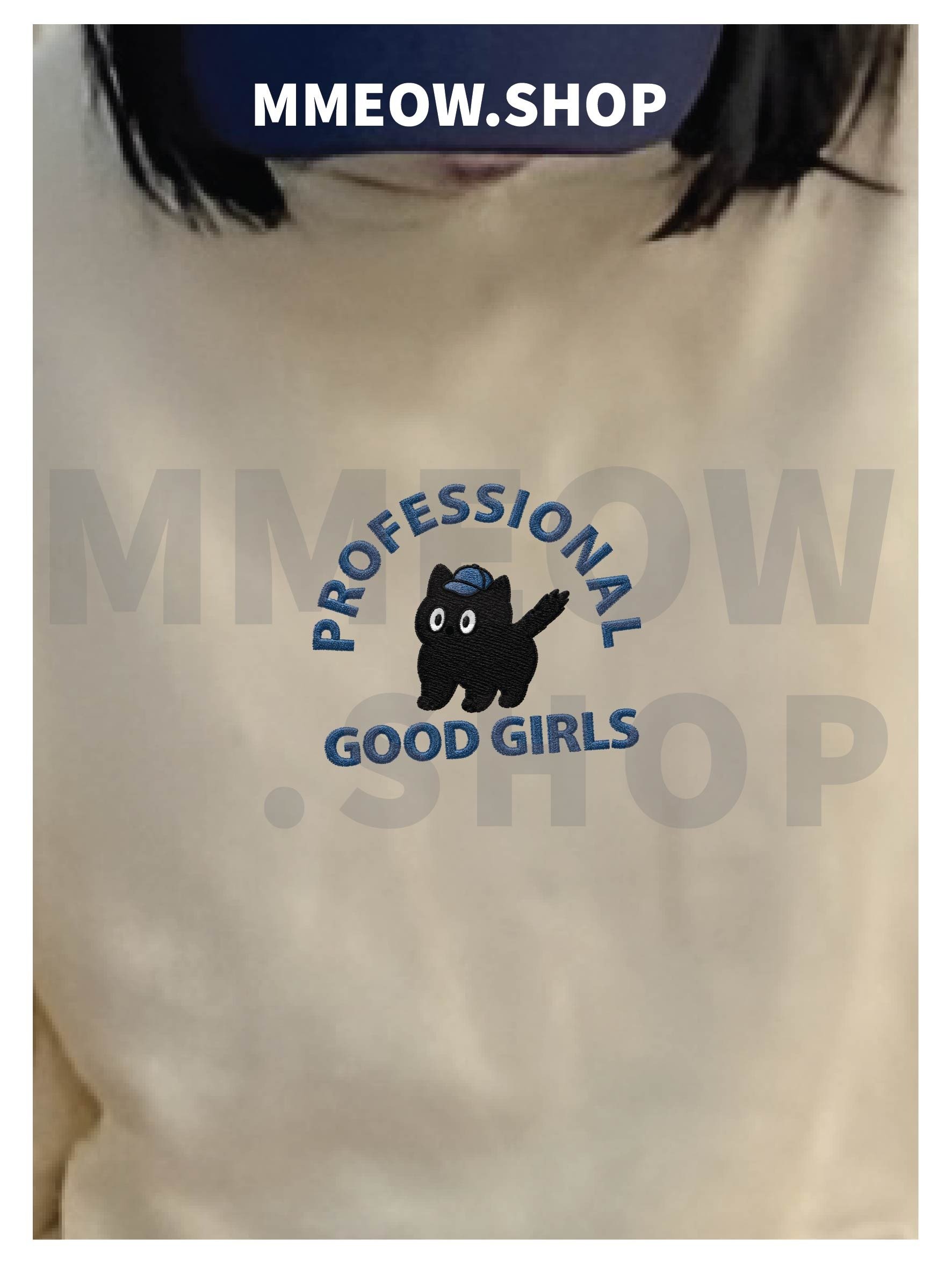 PROFESSIONAL GOOD GIRLS HOODIE product image (39)
