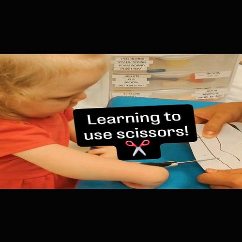 Found this super cute throwback video of Ana (age 2.5) learning to use scissors in OT for #arthrogryposisawareness month! 💙