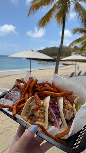 Everything you need to know about The Mermaid at @thebuccaneerstcroix 😍🧜🏻‍♀️🏝️

Spoiler alert: the Painkiller is a MUST-order...