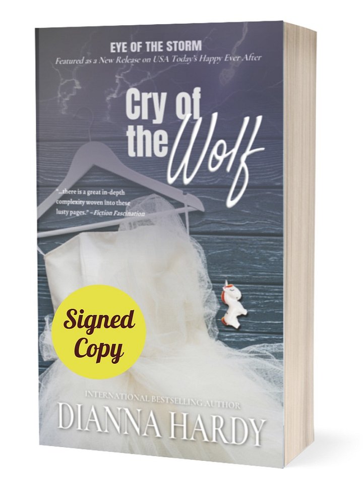 Cry of the Wolf (Eye of the Storm, 2) - Signed Paperback product image (1)