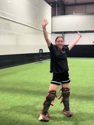 Mia’s footwork drill goes crazyy #softballcoach #catching #virtuallessons #iowa #williampenn 