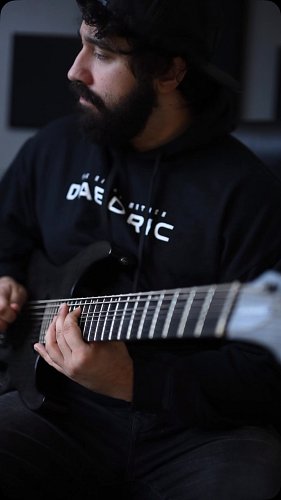 Thallin out 
Go listen to Stargazer :) #metal #8string #guitar