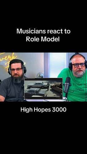 We are loving everything from @rolemodel @rolemodelnationn #twerkethic #reaction #rolemodel #highhopes3000 #musicreactions