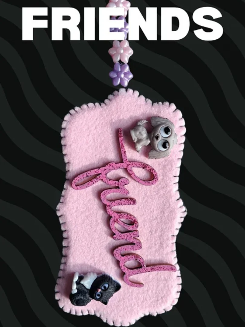 Friends 2D Keychain product image (1)