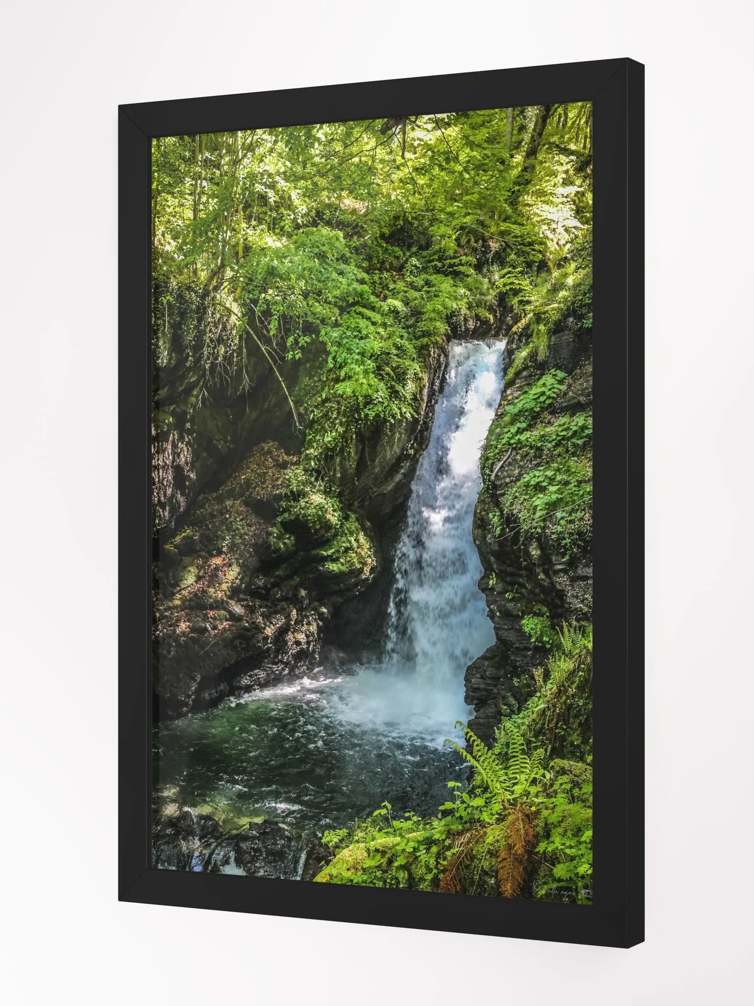 Print Fine Art - Little Ars Waterfall, Pyrenees, France product image (4)