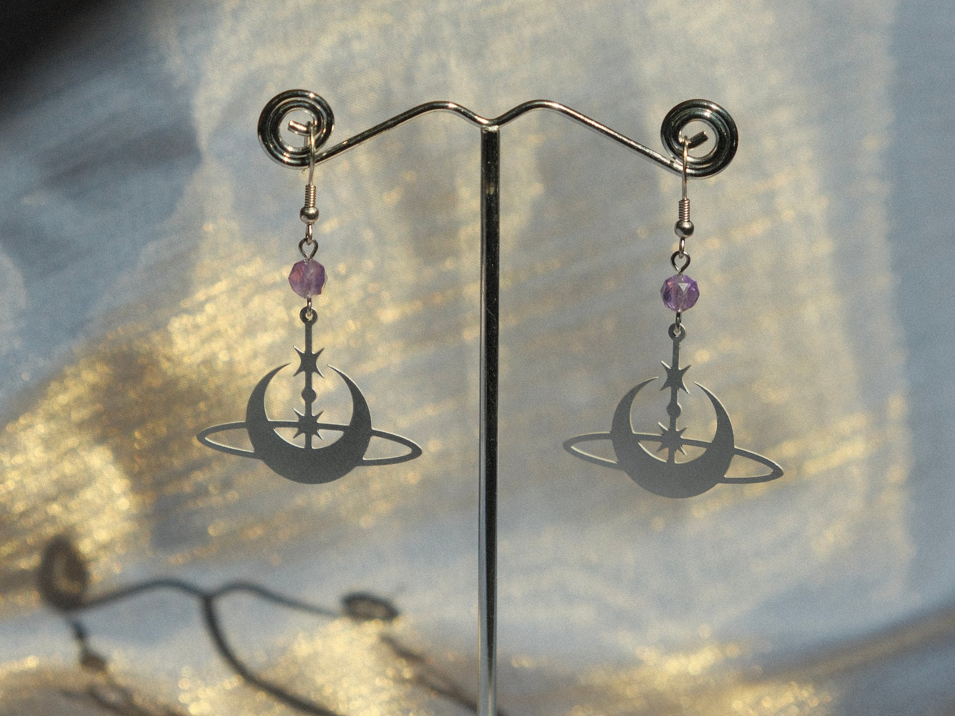 Amethyst Saturn Earrings product image (11)