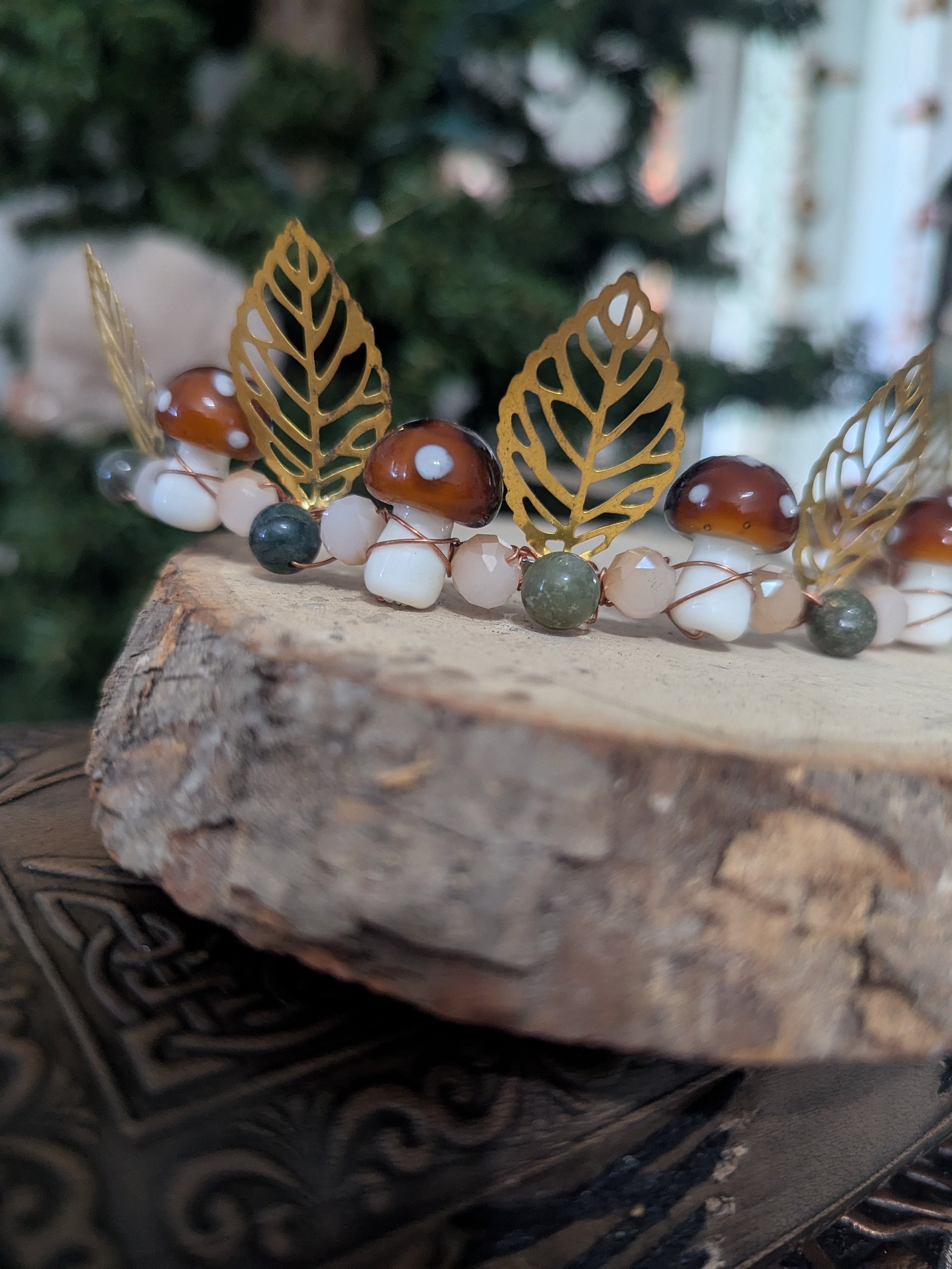 Mushie King Tiara product image (1)