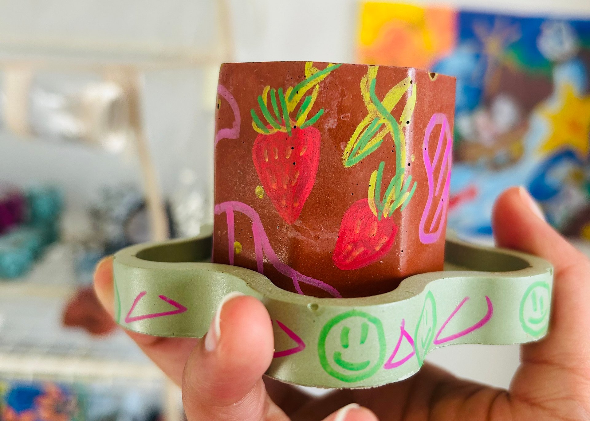 Very pretty strawberries 1-1 original painted cement plant pot and tray product image (1)