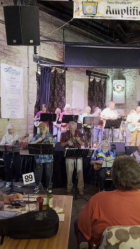Having a great time at the Aurora Uke Festival. His Bros. Ukulele Band.