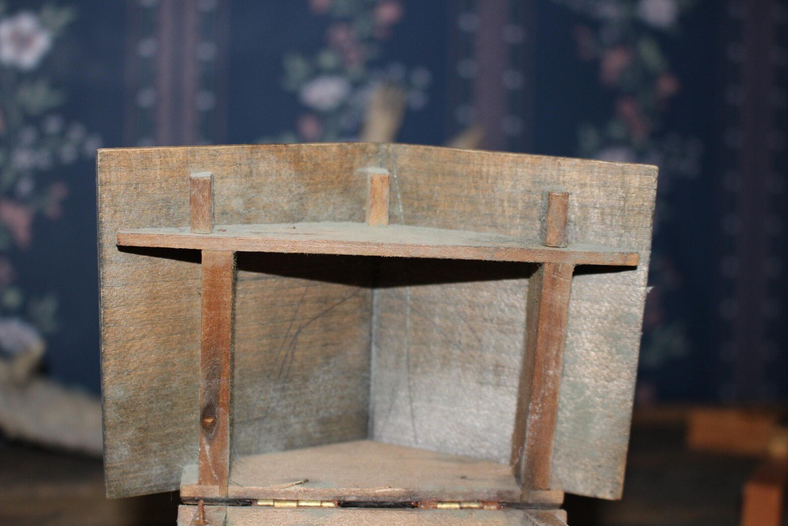 Artifact No.35 - Creepy House Music Box product image (4)