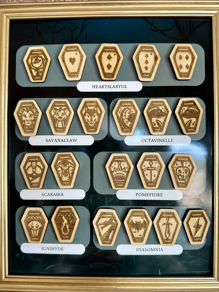 Twisted Wonderland Pins product image (1)