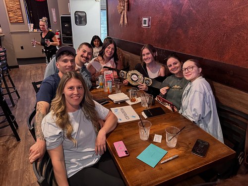 Smartinis with the walk off snipe win last night @jimmys_pub_enfield! They sniped Whiteys Bulge on the last question! Julius ...