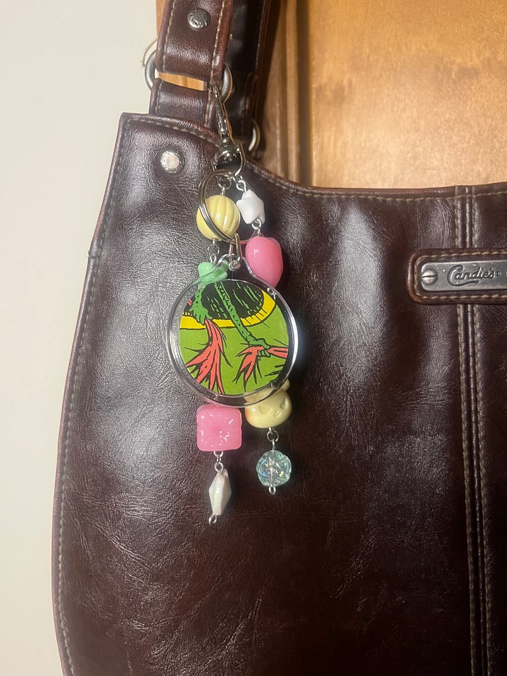 Making Thneeds! Deluxe Bag Charm product image (1)