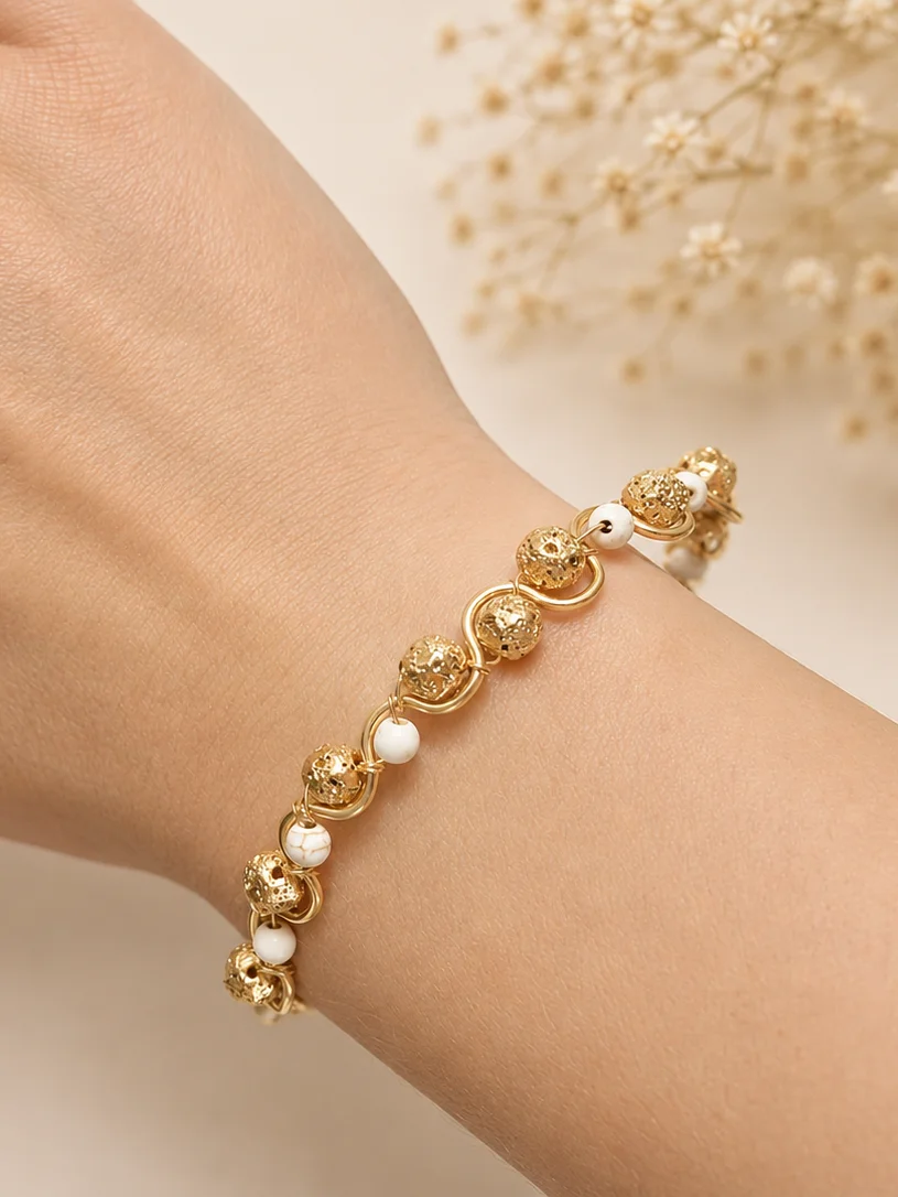 The Willow Bracelet product image (1)