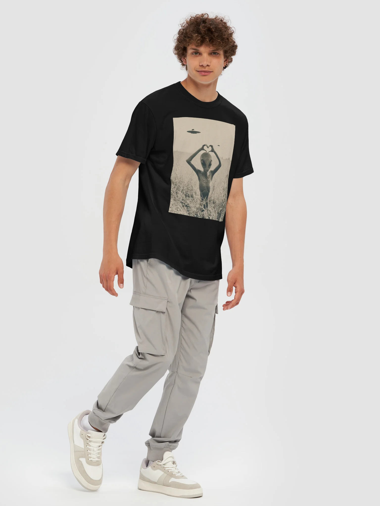 "We Come In Love" Cult Class Art T-Shirt product image (7)