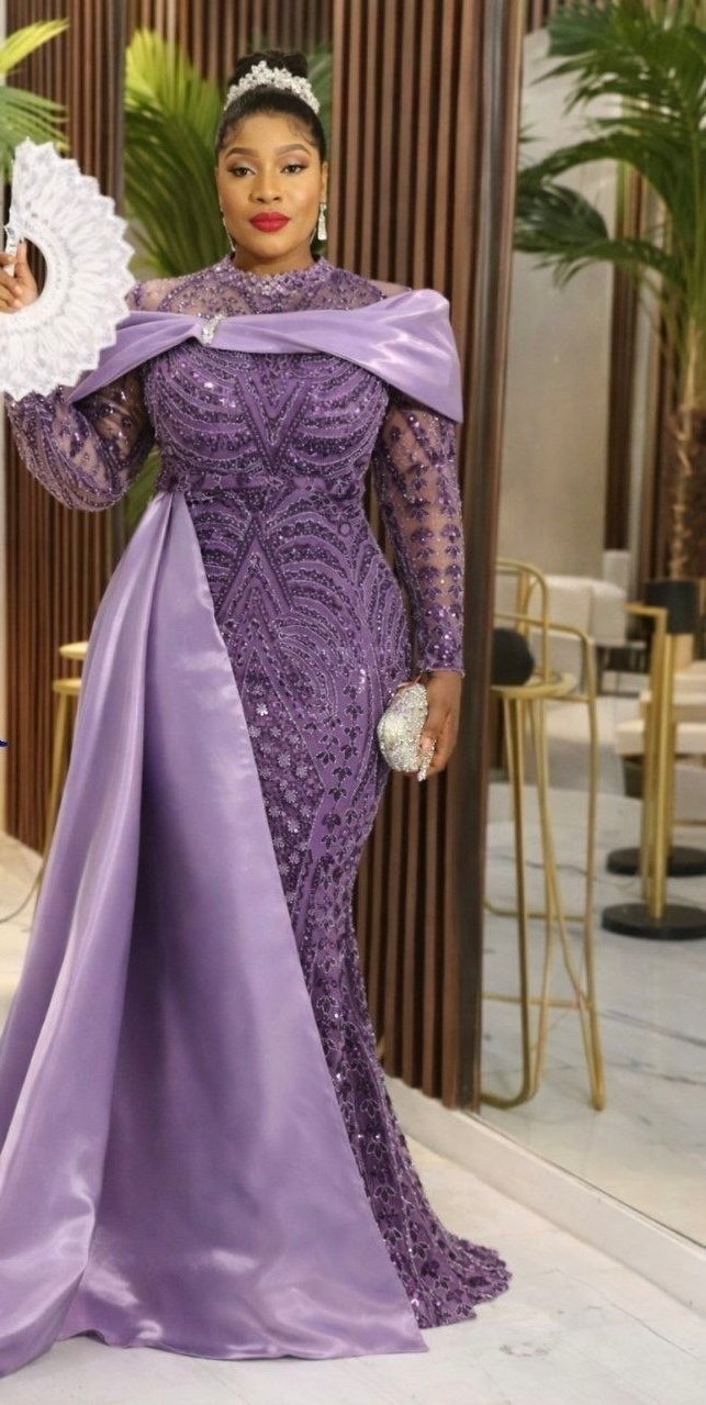 Luxury dress product image (4)