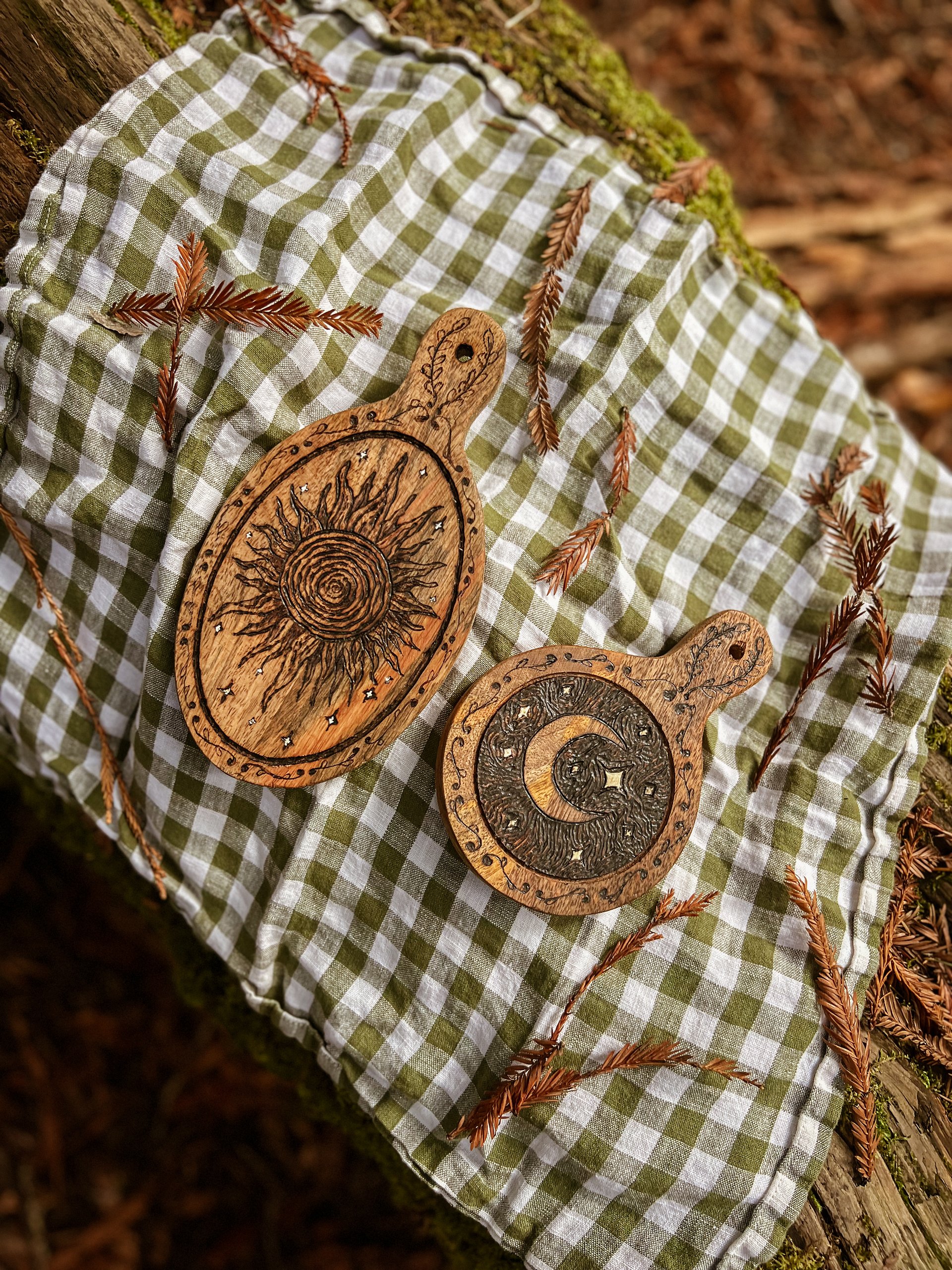Celestial Serving Platters/Wall Decor product image (7)