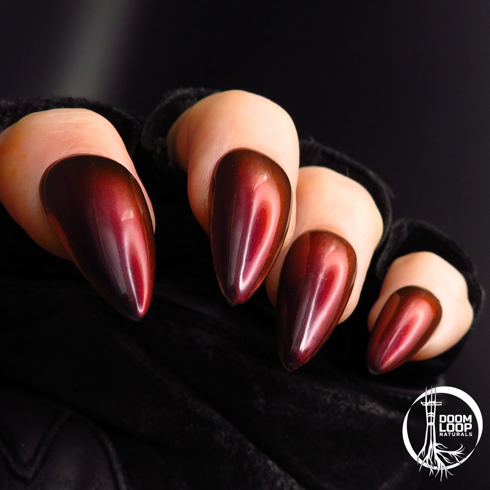 HEART LIKE A HOLE - Luxe Black to Red Shift Nail Polish product image (3)