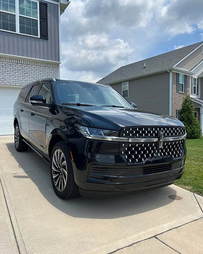 The Lincoln Navigator is one of the biggest Caddy Escalade rivals out right now, and we’re excited to live with the latest ve...