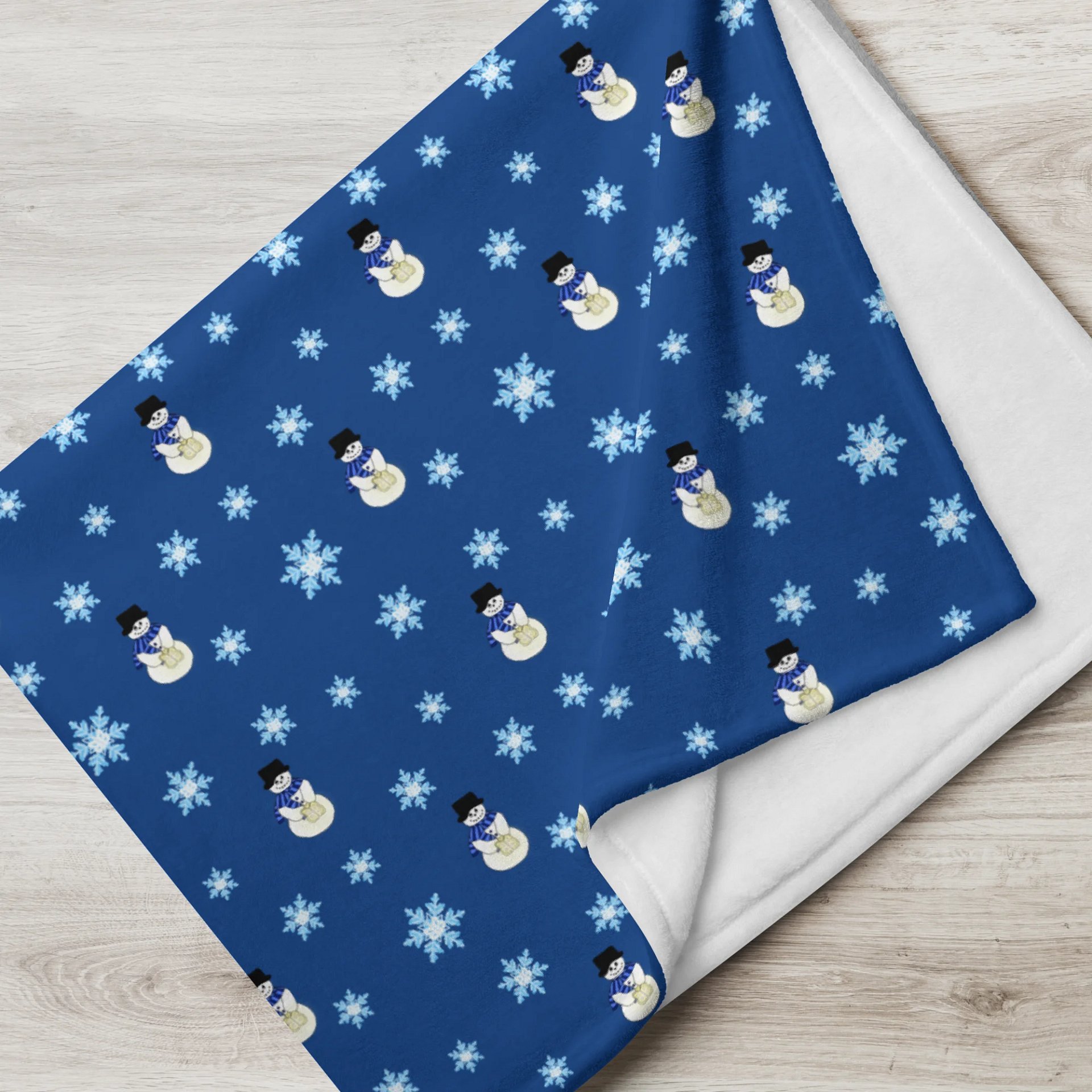 snowman snuggle - silky soft throw product image (2)