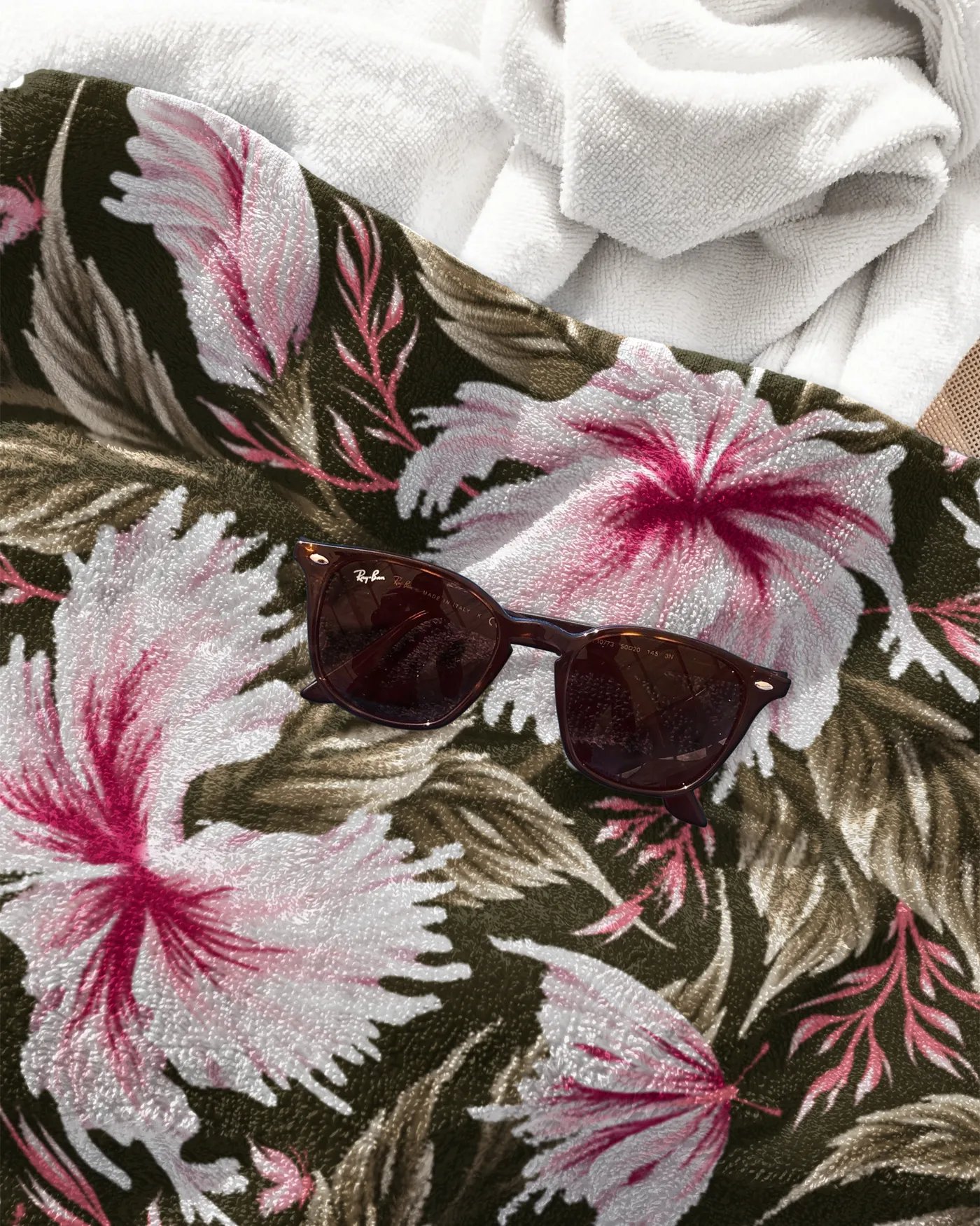 Beach Towel - Hibiscus & Butterflies / Light Pink & Khaki product image (3)