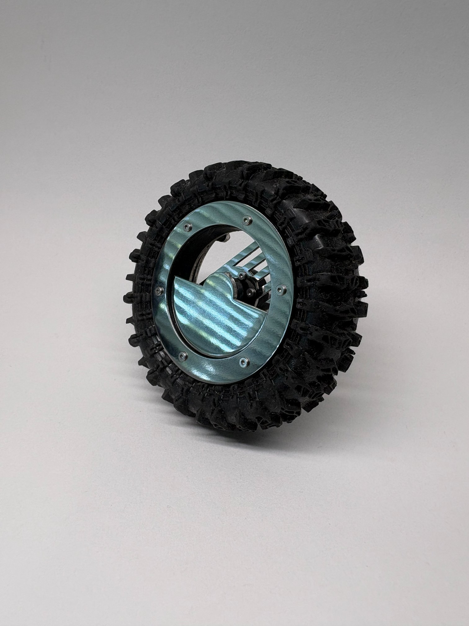 1.8" v2 Floater Wheels - "Stunner" wheel face with "Horizon" floater product image (1)