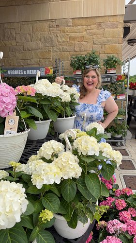 #KrogerPartner 

CALLING ALL PLANT GIRLIES! 

Did you know that you can reduce your gas spend just by shopping for plants at ...