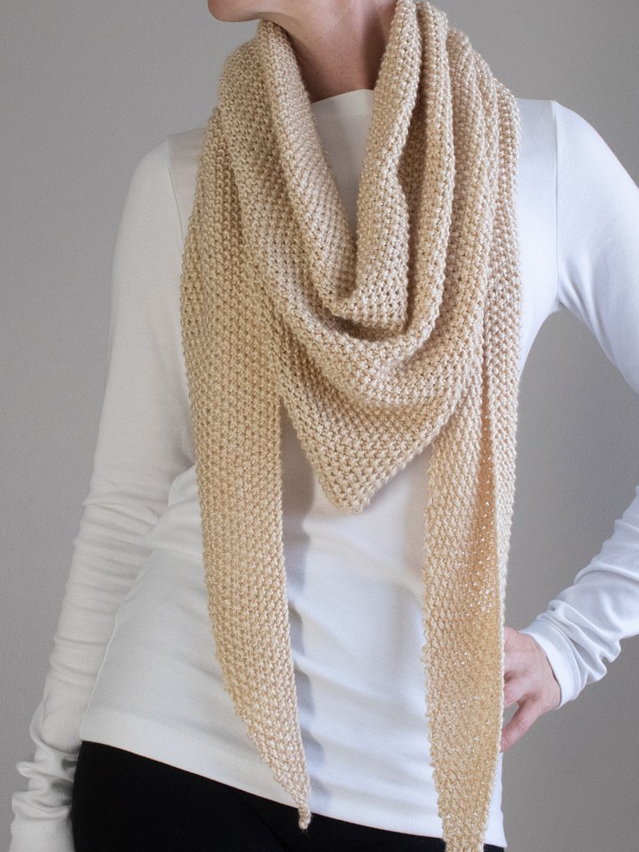 How to Knit a Seed Stitch Triangle Shawl - Long Weekend product image (2)