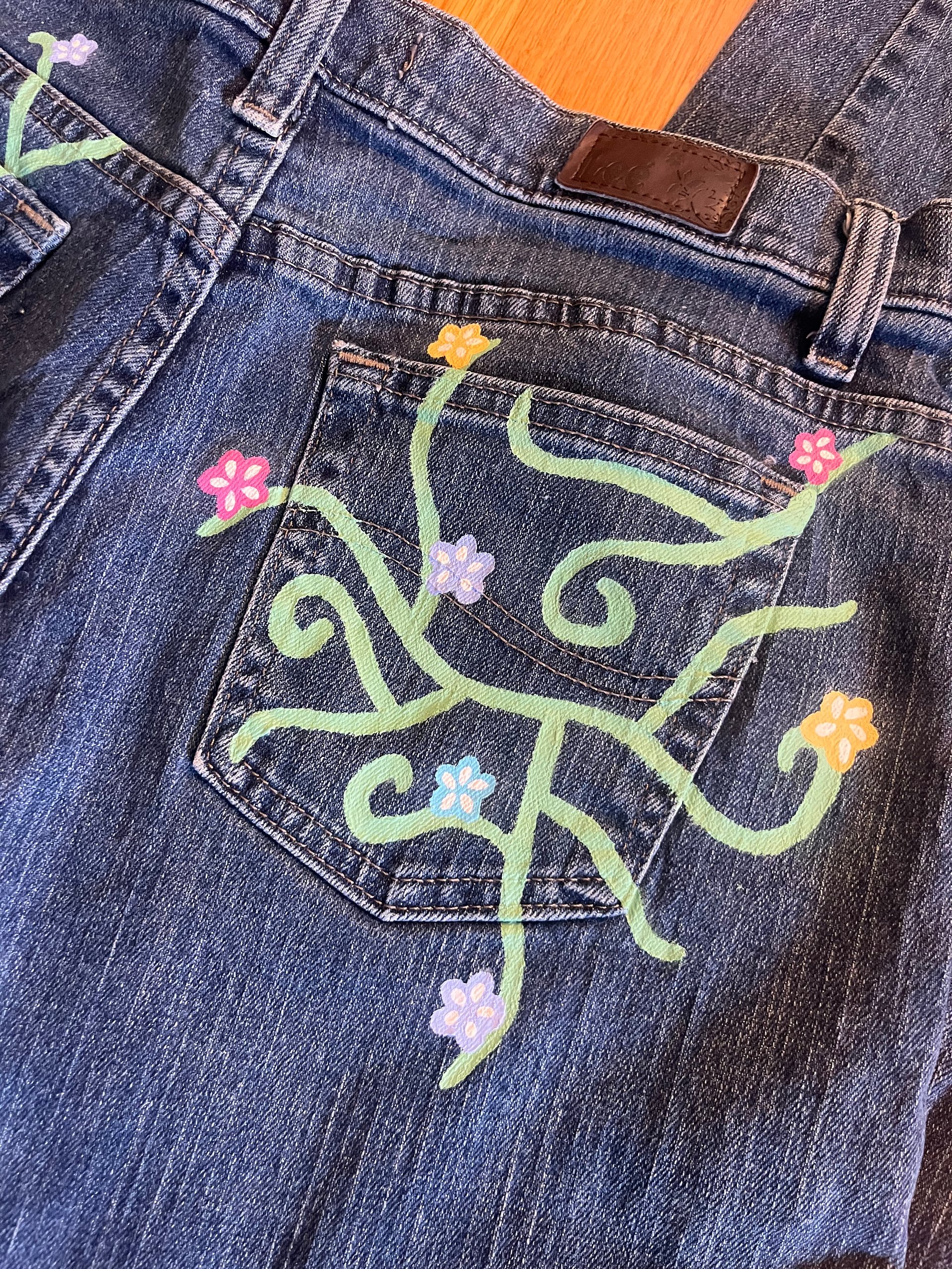 Wild Vine Jeans / Size 8 Medium product image (6)