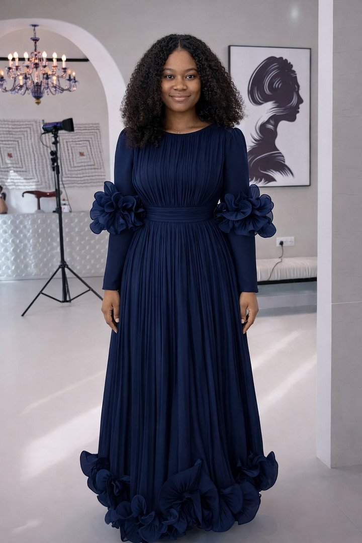 Luxury dress product image (2)