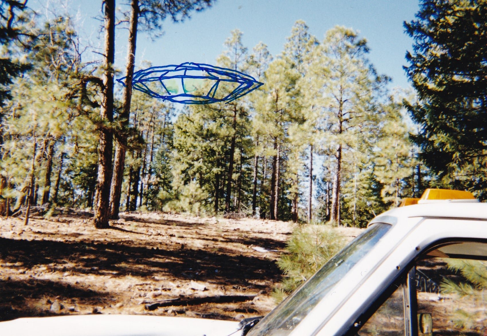 UFO ABDUCTION INVESTIGATOR TEE product image (2)