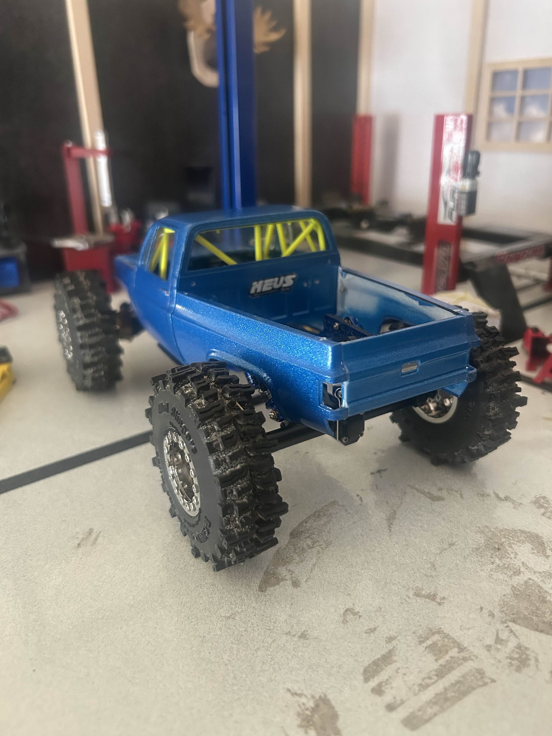 Blue truck product image (4)