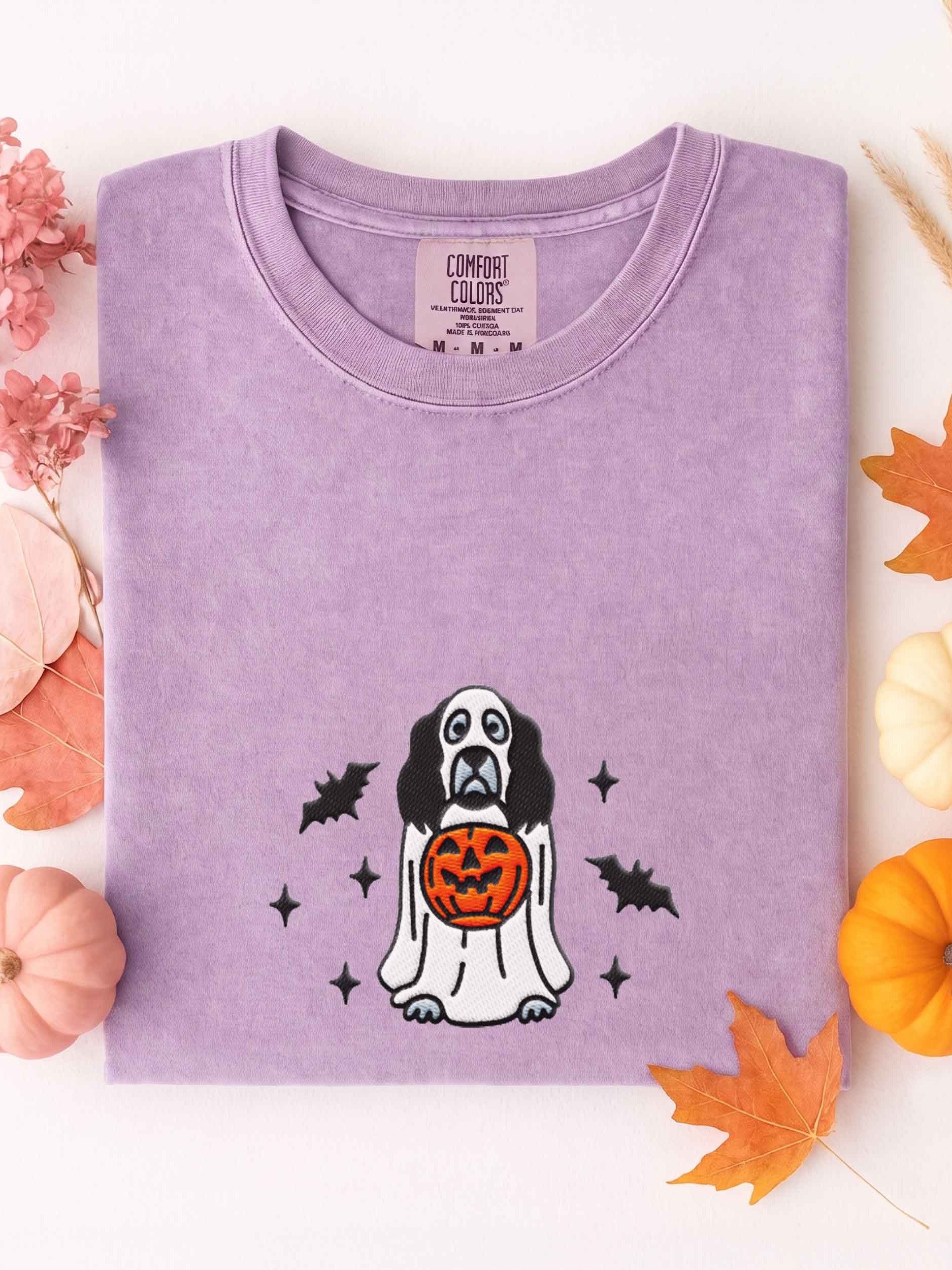 Halloween English Cocker Spaniel(Blue Roan) Embroidered T-Shirt product image (1)