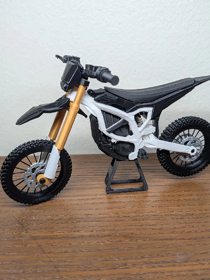 Mini Surron Ultra Bee product image (1)