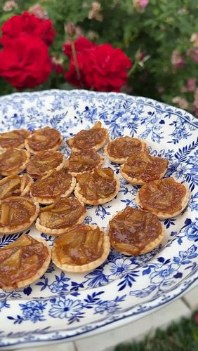 Looking for adorable all-American recipes for your #America250 celebration? Make Mini Apple Pie Tartlets! I served these cuti...