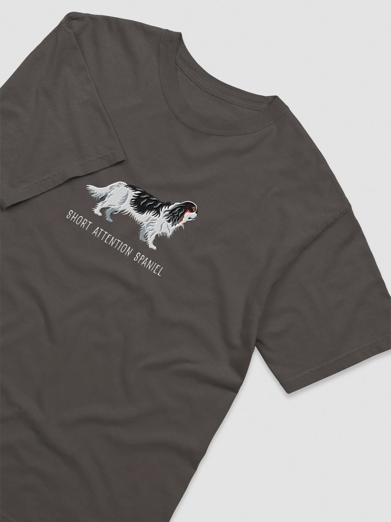 Short Attention Spaniel T-Shirt(Embroidered) of a King Charles Spaniel(Tricolor) product image (6)