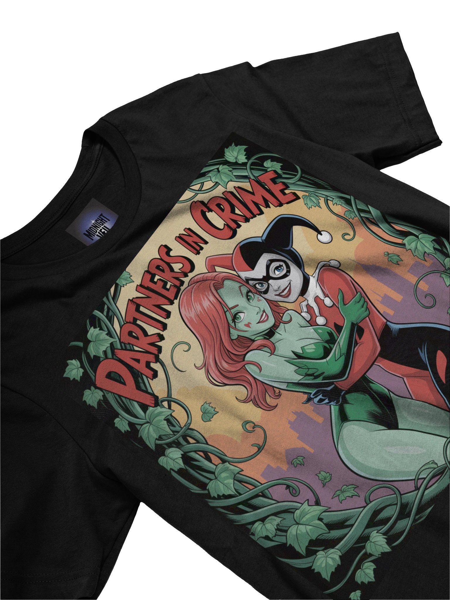 Toxic Embrace: Harley Quinn & Poison Ivy Partners in Crime T-Shirt product image (5)