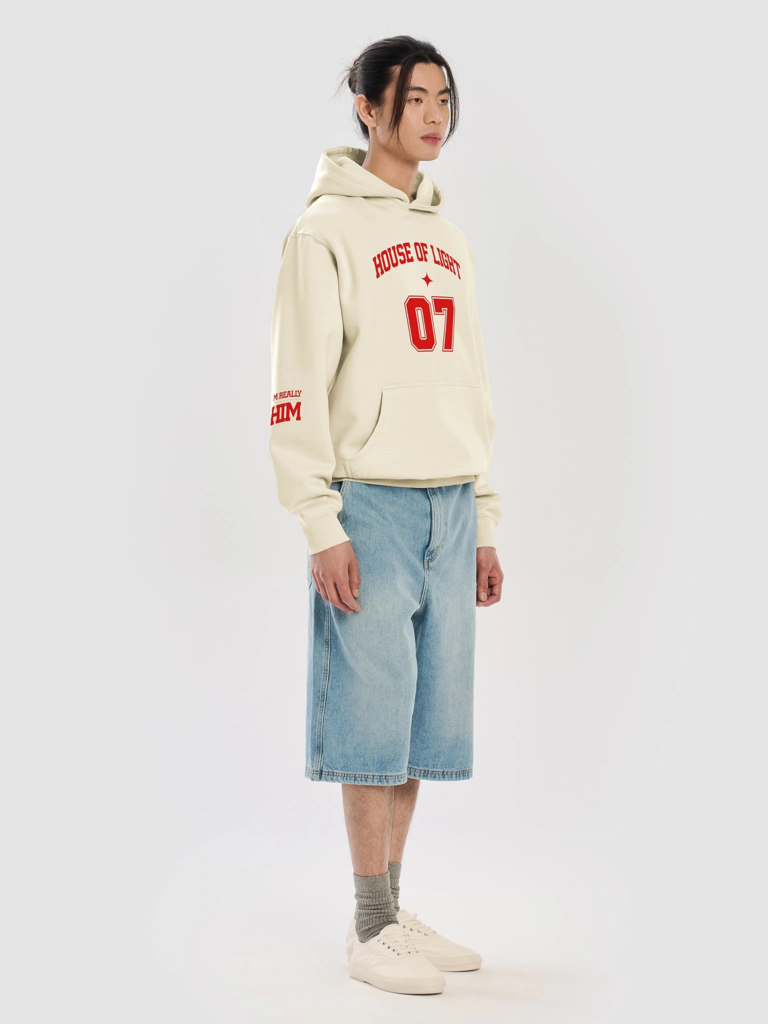 THE RED HOODIE product image (15)