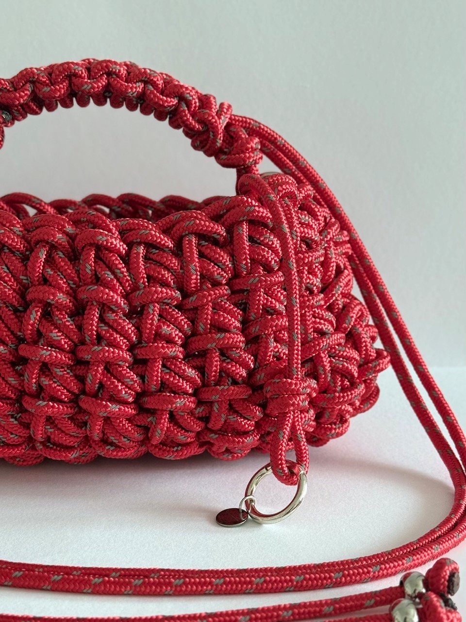 EMAN | The Easy Slouch Bag in Red product image (3)