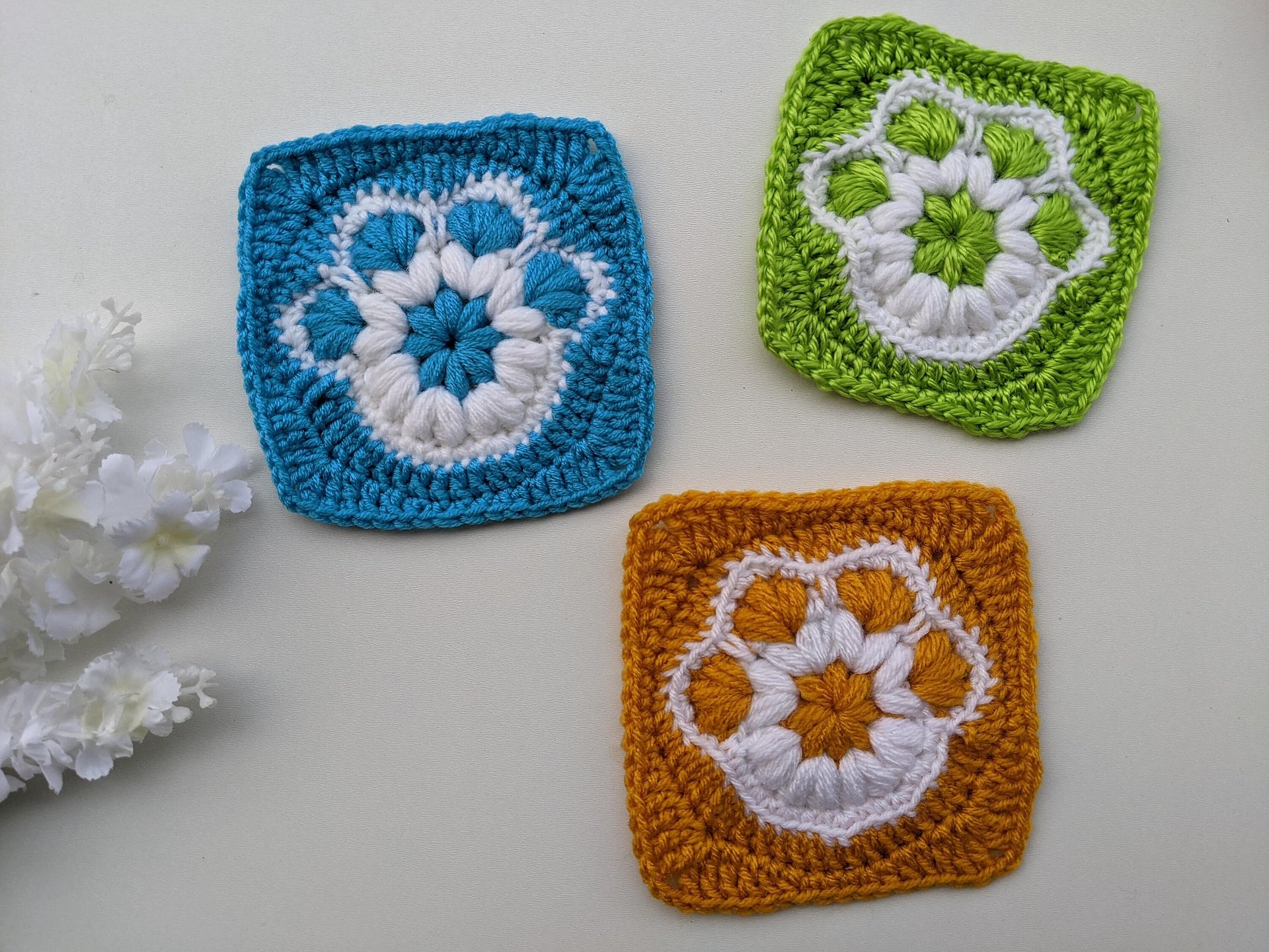 Crochet Paw Print Granny Square Pattern product image (8)