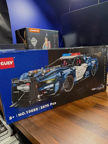 It is here. Our First Guly Supercar has arrived. This is going to be awesome to build and review. @gulytoys
