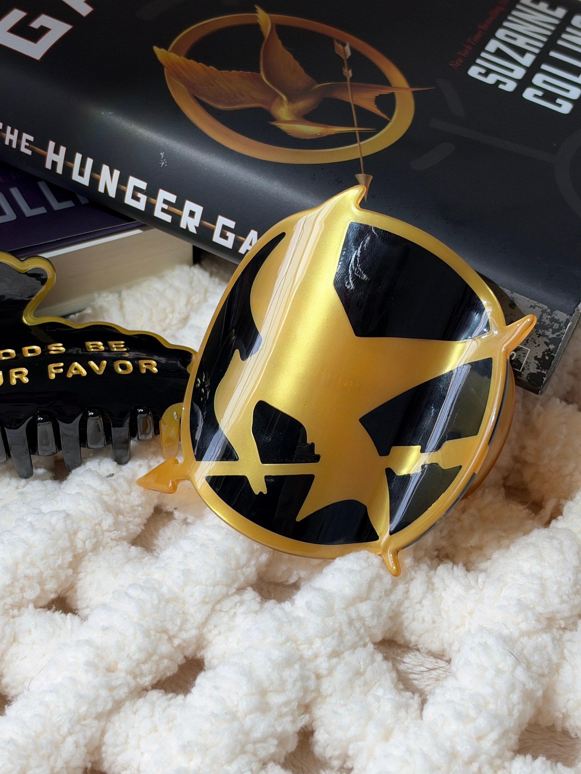 ***PRE ORDER***Mockingjay Flat Clip product image (1)